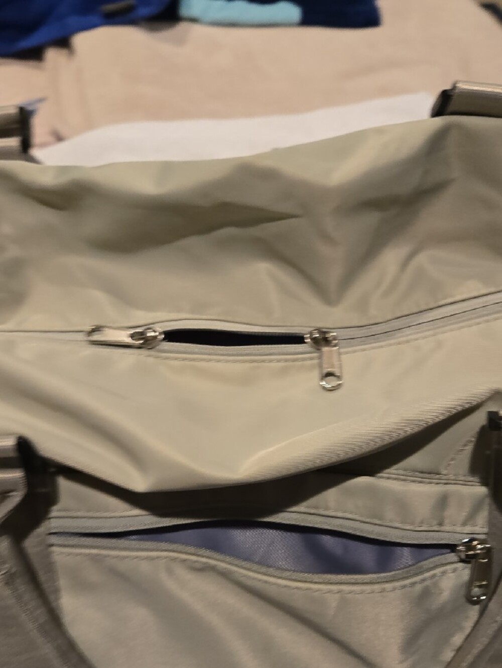 Lightweight Duffel Bag in Light Green - Picture 9 of 16